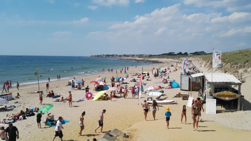 Plage des Dunes – Quiet sandy beach(2)