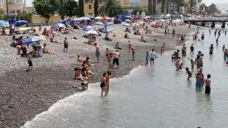Playa_Cantolao_–_Small_local_beach__03