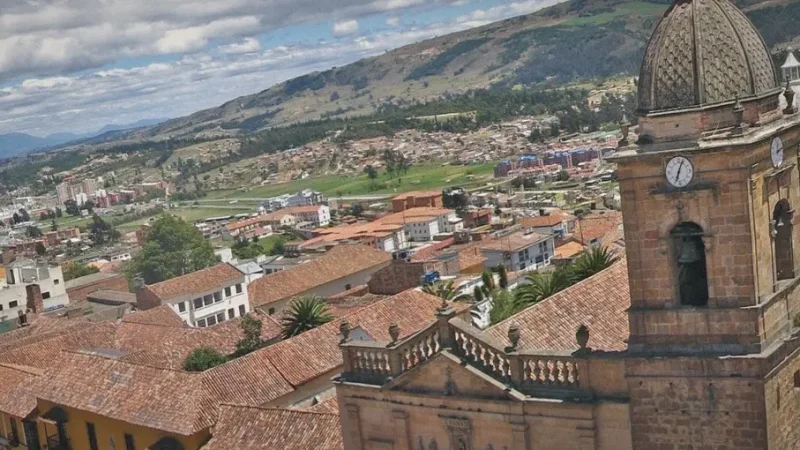 Plaza de Bolívar – City square(5)
