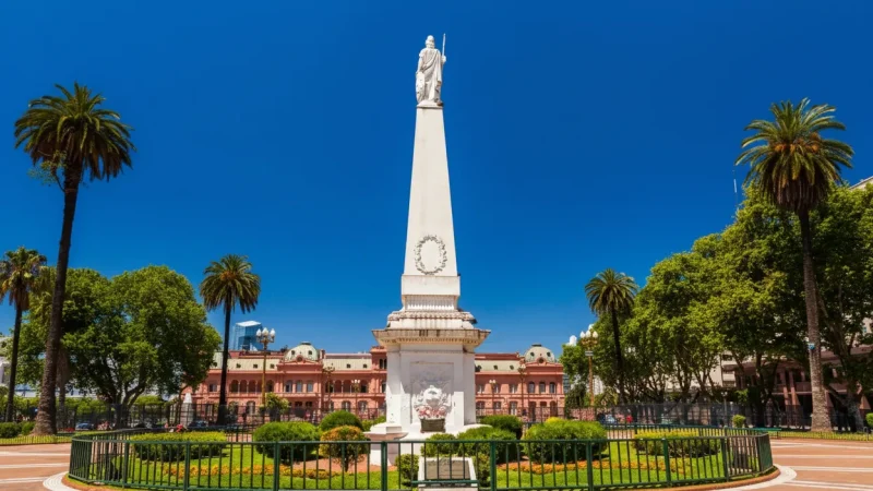 Plaza de Mayo Square – Central historic public square(3)