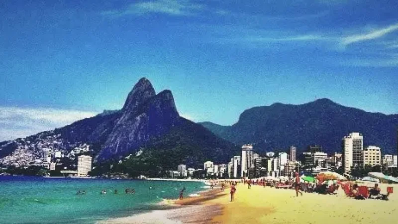 Posto 9 Area – Popular beach section(6)