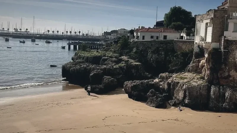 Praia da Rainha – Small Central Beach(2)