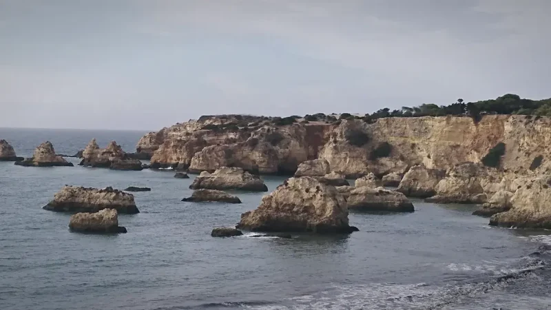 Praia do Vau – Quiet beach & rocks(2)
