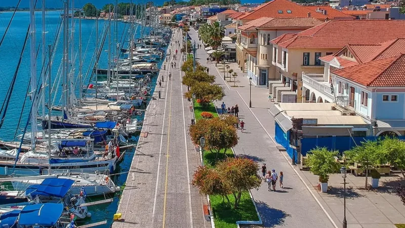 Preveza_Harborfront_03