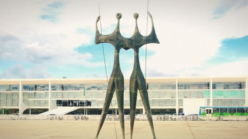 Public Art Installations – Modern artworks(5)