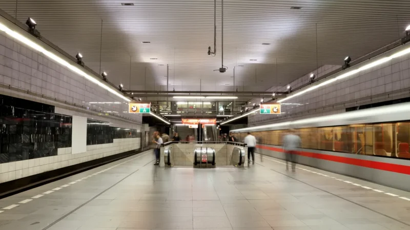 Public Transport Hub – Easy access(3)