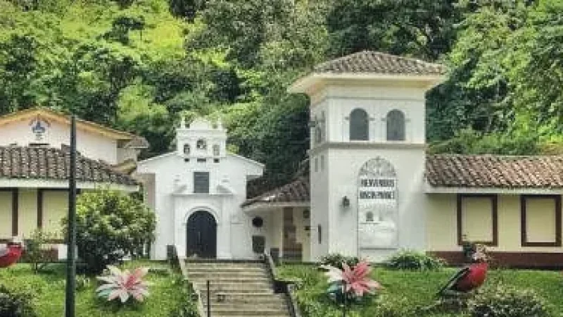 Pueblito Patojo – Local lifestyle area(6)