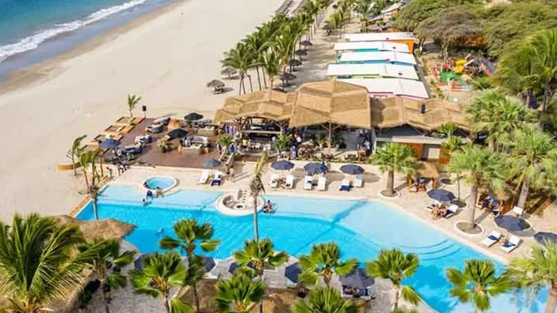 Punta_Sal_Resort_Area_–_Beachfront_resorts_and_facilities__01