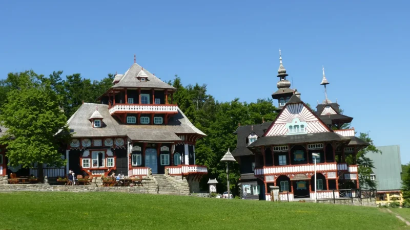 Pustevny Wooden Houses – Traditional Folk Architecture(6)