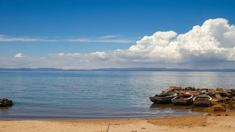 Quiet_Lakeside_Spots_–_Peaceful_resting_areas__02