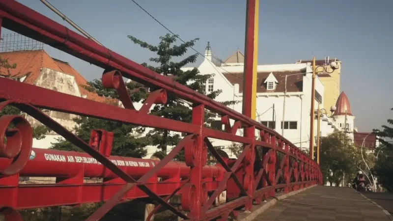 Red Bridge (Jembatan Merah)(4)