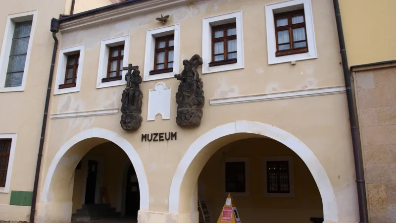 Regional Museum (Mělník) – Local history displays(3)