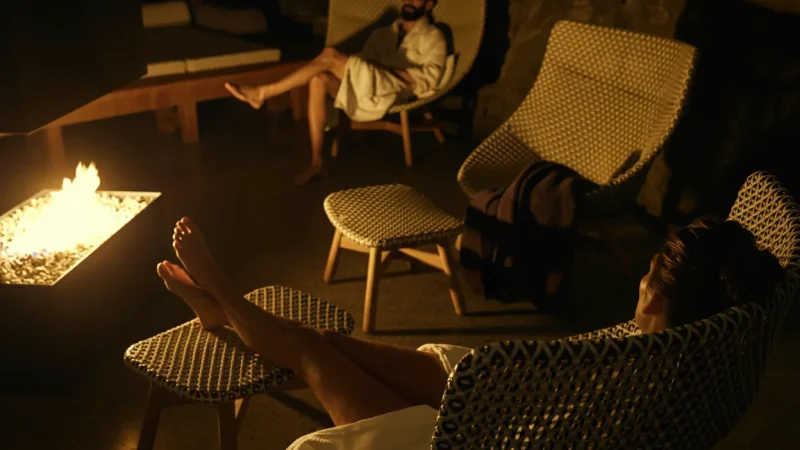 Relaxation Lounges – Blue Lagoon(1)