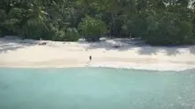 Rinbudhoo Beach – A clean white-sand beach for swimming(5)