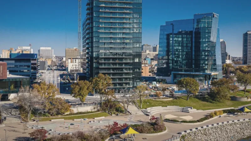 River Landing – Modern riverfront district(4)