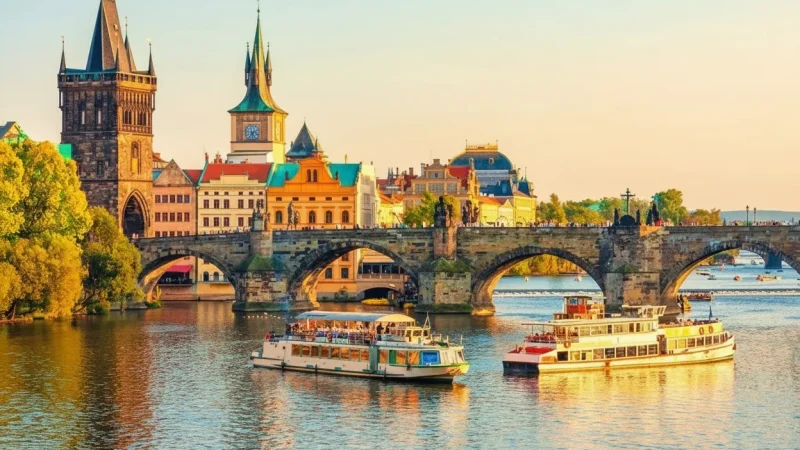 Riverside Paths – Walking trails(4)