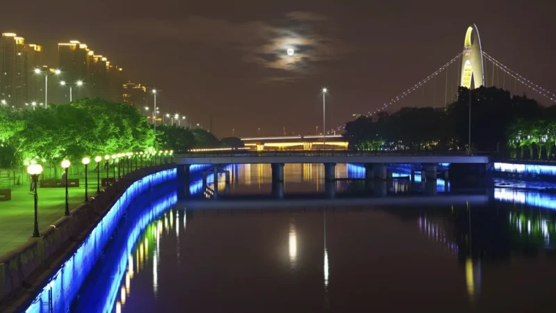 Riverside Promenades(4)