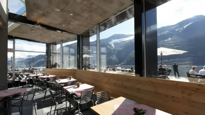 Roadside Cafés – Rest stops and dining(3)