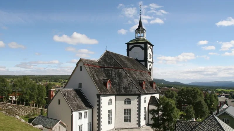 Røros Church – Landmark Church Overlooking the Town(5)