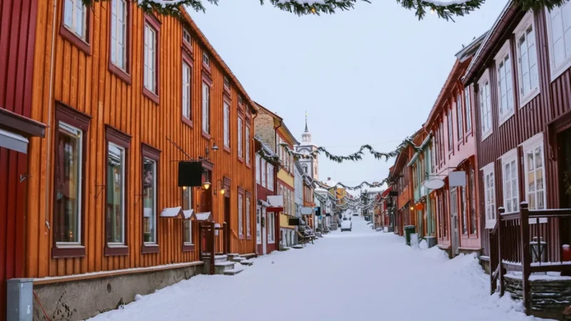 Røros Old Town – Preserved Wooden Mining Town Center(1)