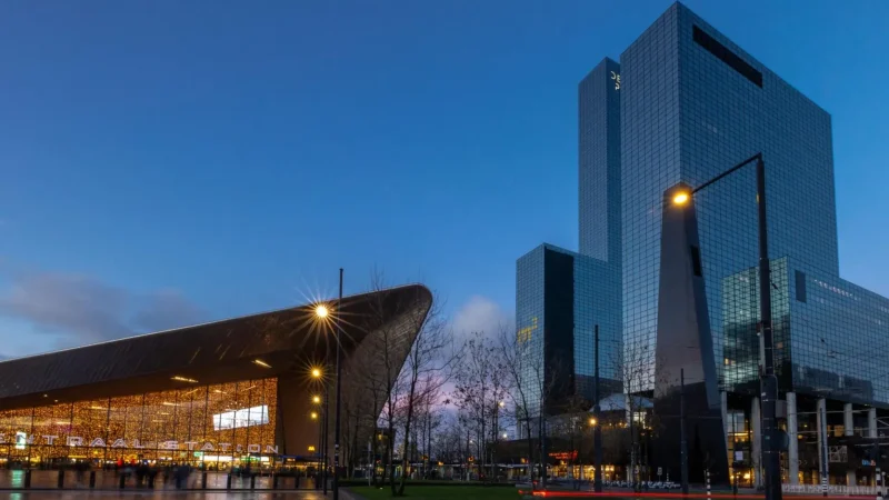 Rotterdam_Central_Station_04