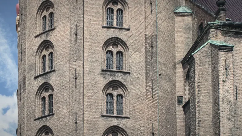 Round Tower Area – Walking distance(2)