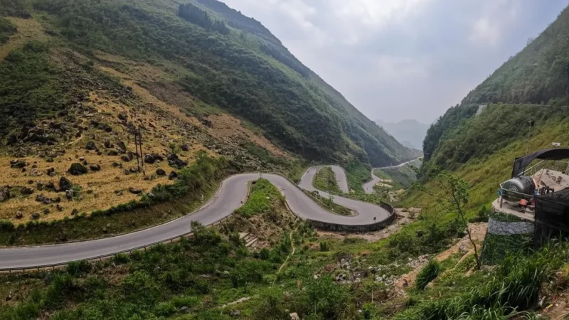 Rural Pathways Near City Edge – Scenic walks(6)