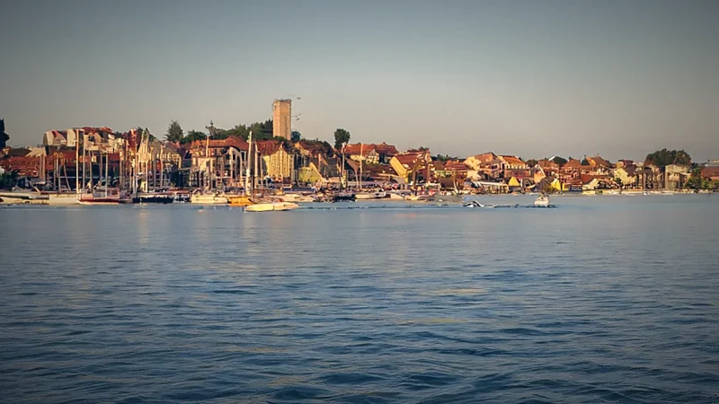 Sailors’ Village – Main harbor and entertainment area(5)