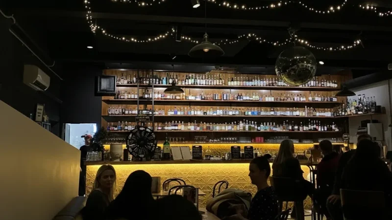 Salamanca Place – Historic warehouses and cafes(4)