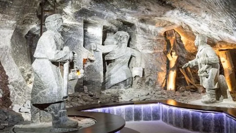Salt_Sculptures_02