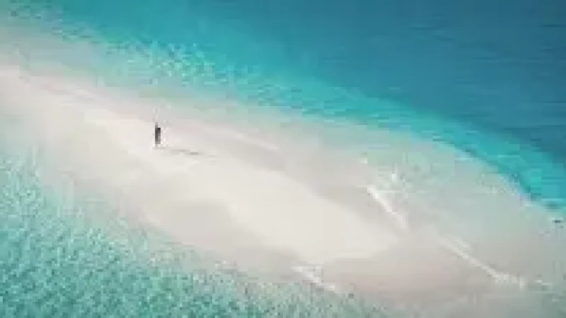 Sandbank Excursion Zone – A nearby white-sand(2)
