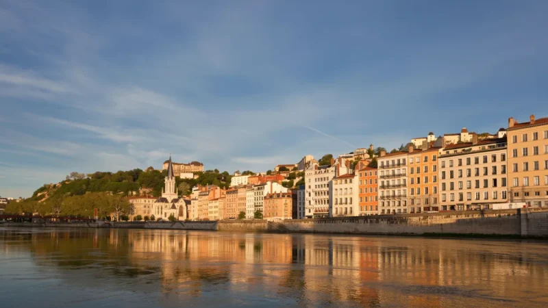 Saône River Banks – Riverside Paths(2)