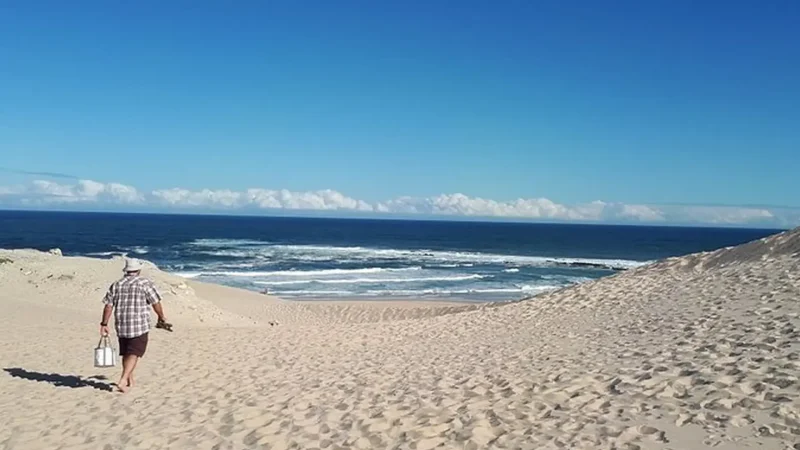 Sardinia_Bay_тАУ_Scenic_natural_beach_01