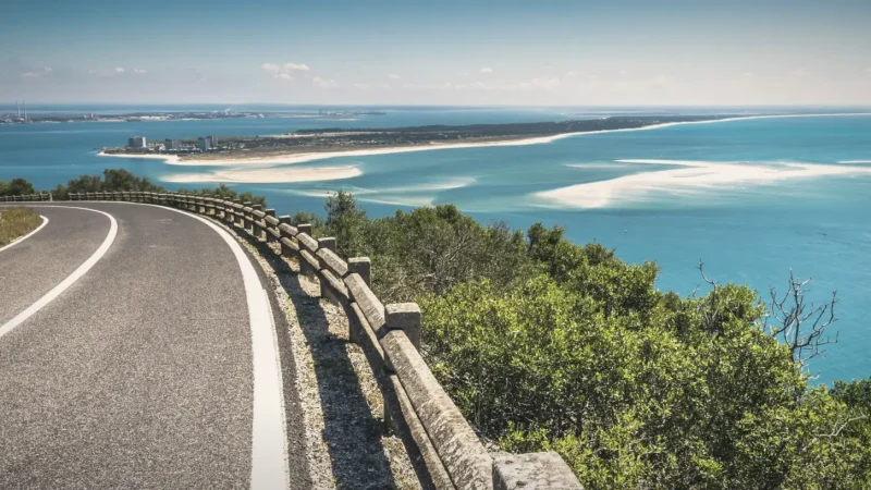 Scenic Coastal Road – Drive through mountain and sea views(4)