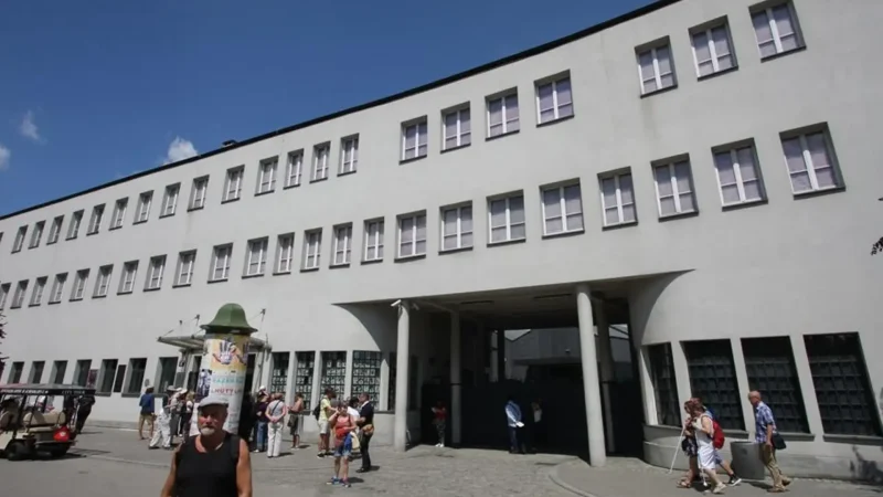 Schindler’s_Factory_Museum_04