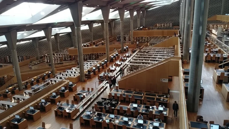 Seafront Walk Area – Mediterranean Views(3)