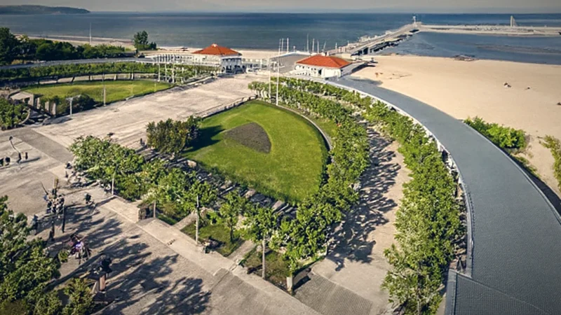 Seaside Boulevard(2)