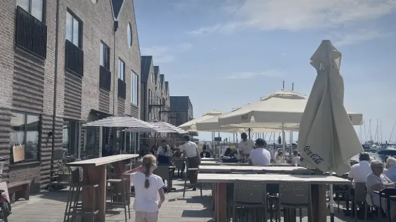 Seaside Restaurants – Dining spots(2)