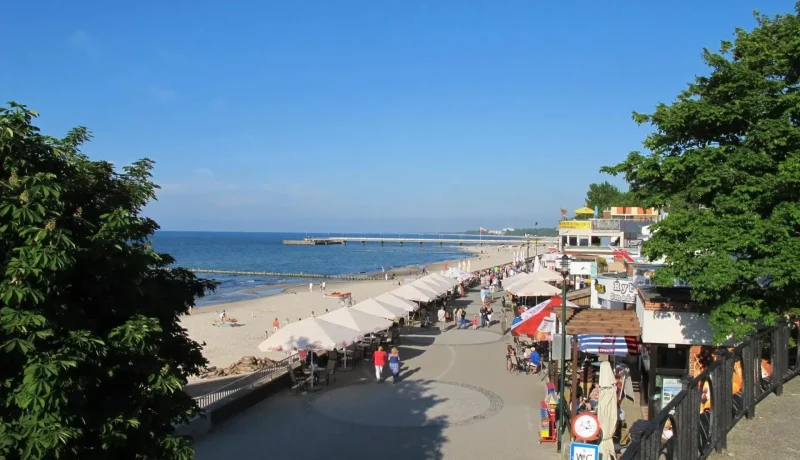 Seaside_Promenade_02