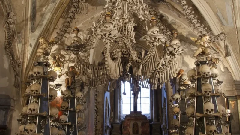 Sedlec Ossuary – Historic bone church(2)