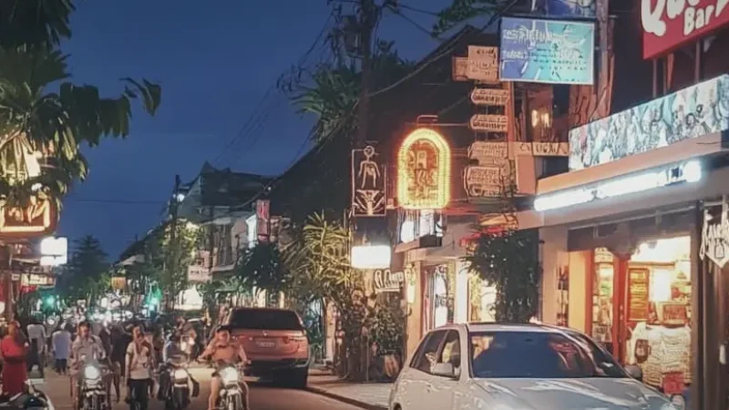 Seminyak Square & Eat Street(5)