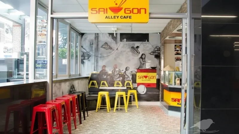 Small Alley Coffee Shops – Saigon-style(4)
