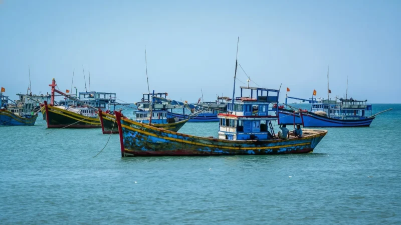 Small Fishing Villages(3)