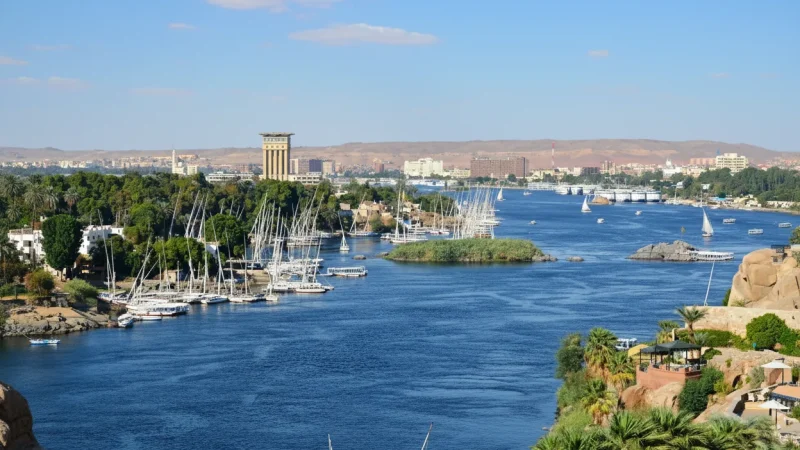 Small Island Beaches – Quiet River Edges(5)