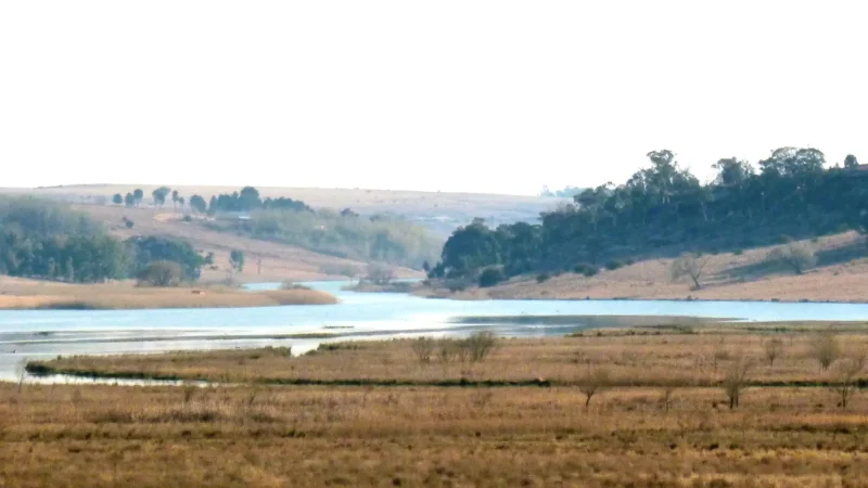 Sol_Plaatjie_Dam_тАУ_Picnic_and_fishing_area_04