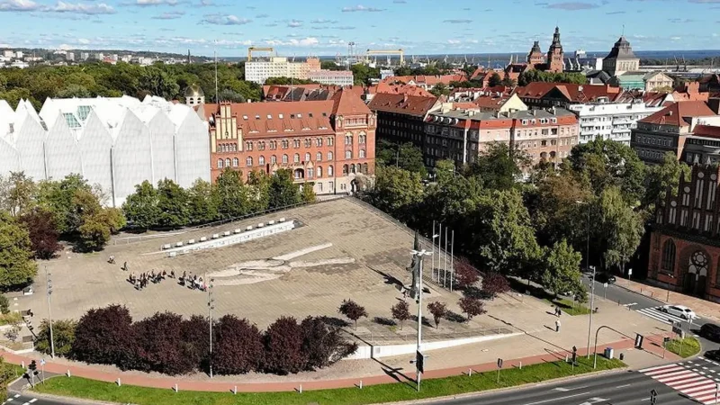 Solidarity_Square_04