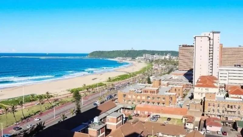South_Beach_тАУ_Central_city_beach_04