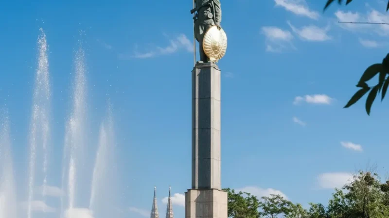 Soviet War Memorial – Historic monument(2)