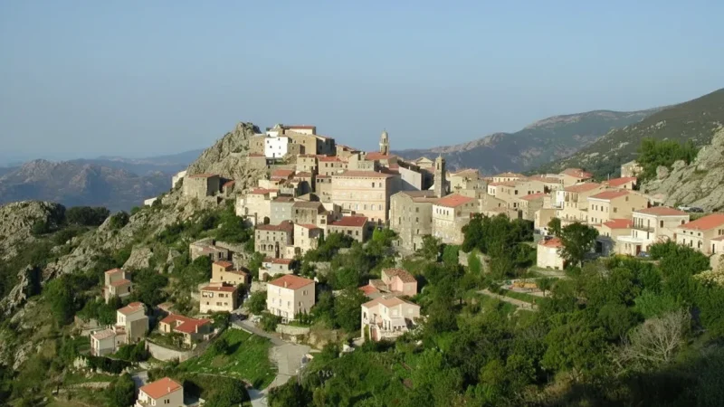 Speloncato – Quiet Mountain Village(4)