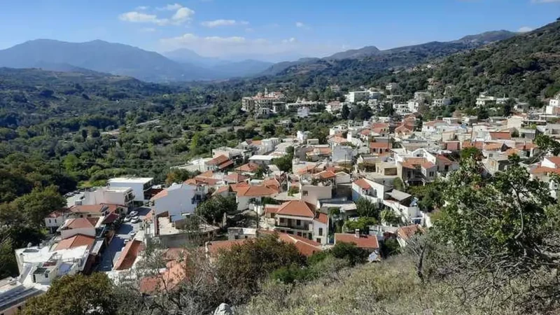 Spili_Village_04